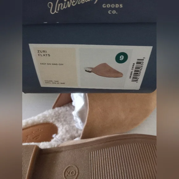 Zuri Flats Easy On - And - Off Size 9 - Picture 4 of 7